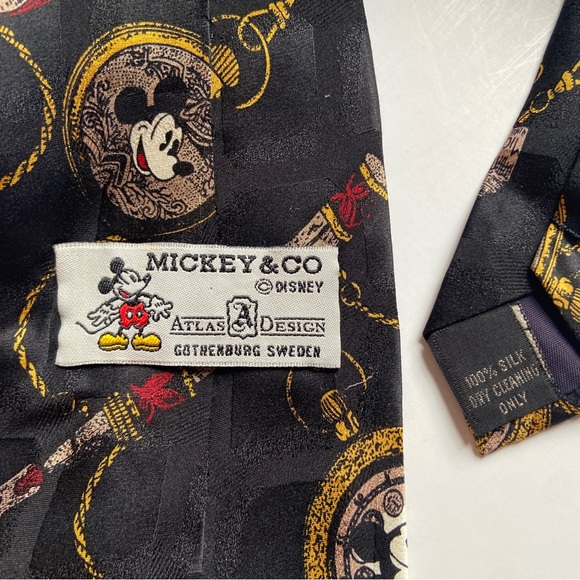 Vintage Disney Mickey & Co. Atlas Neck Tie Design Gothenburg Sweden 100% Silk - Picture 5 of 5
